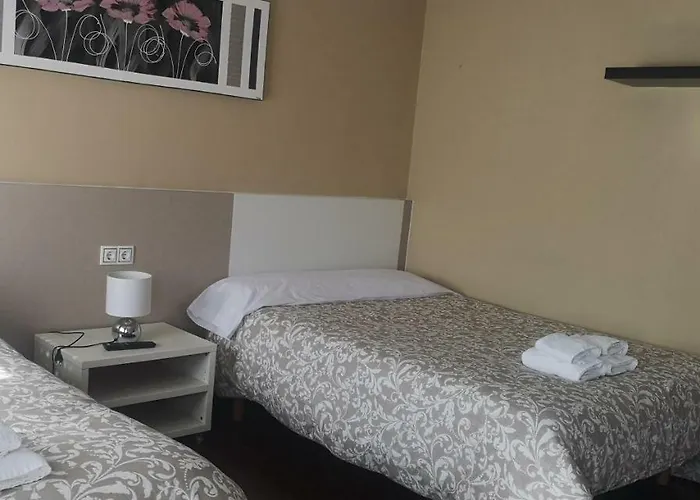 Πανσιόν La Estacion Sarria